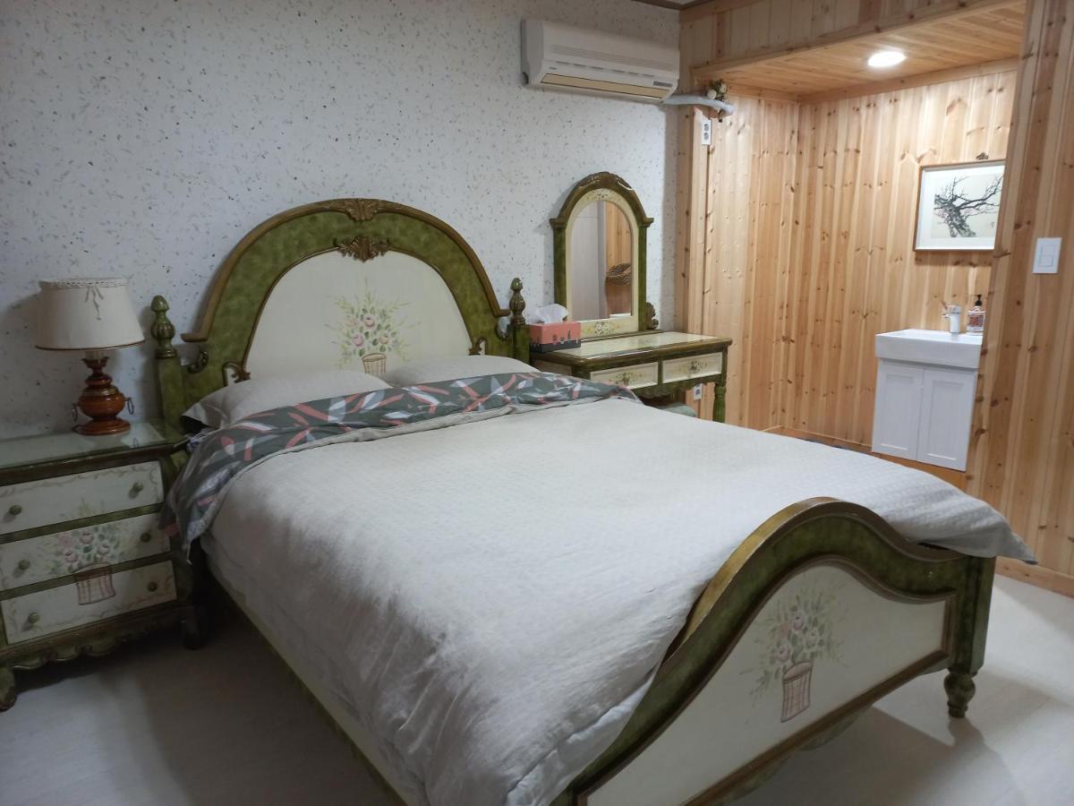 Wolyeongchae Hotel Andong Exterior foto